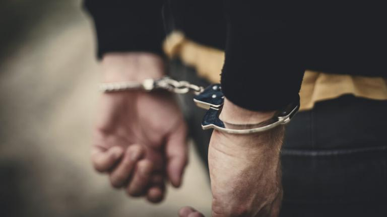 Районна прокуратура-Бургас задържа за срок до 72 часа И.С. и И.Д., които са обвинени в противозаконно отнемане на сумата от 620 лева от владението на 90-годишна...